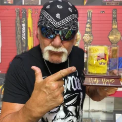Hogan's Beach Shop Ring Worn Hulk Hogan Signed Wristband "Super Rare"1 Of 1